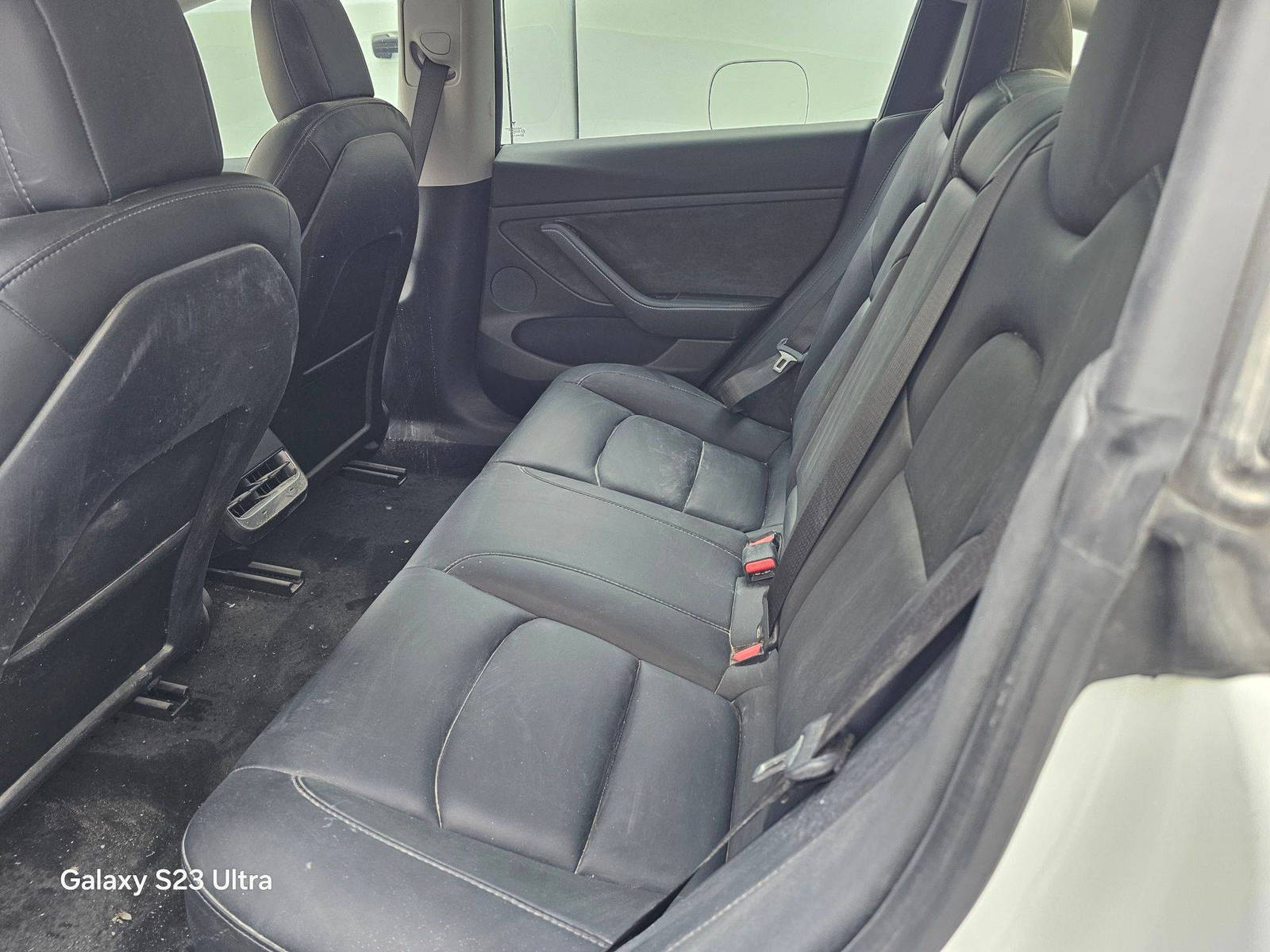 TESLA MODEL 3 2021 - Marhaba Auction Used Cars - Image 10