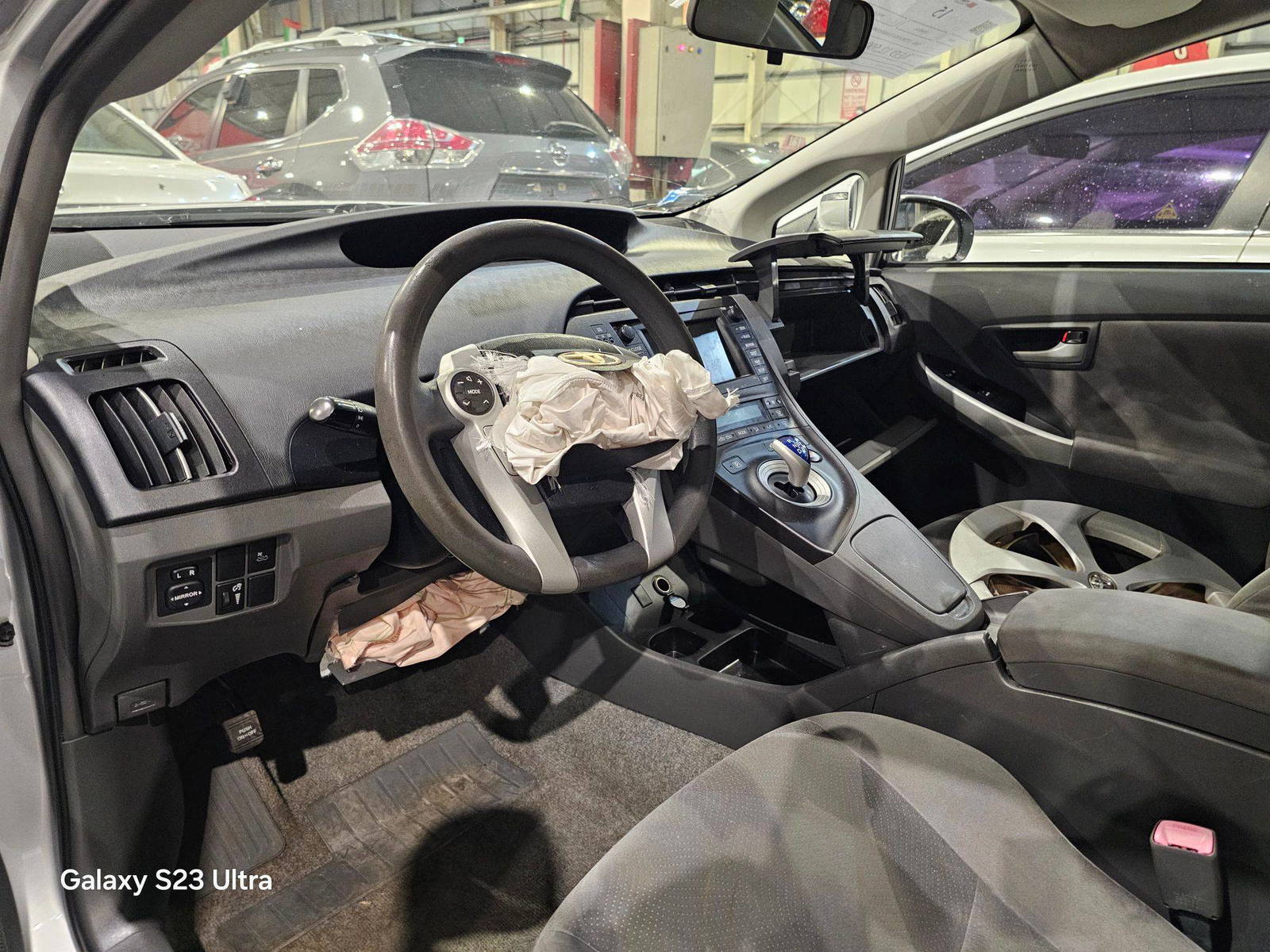 TOYOTA PRIUS 2010 - Marhaba Auction Used Cars - Image 7