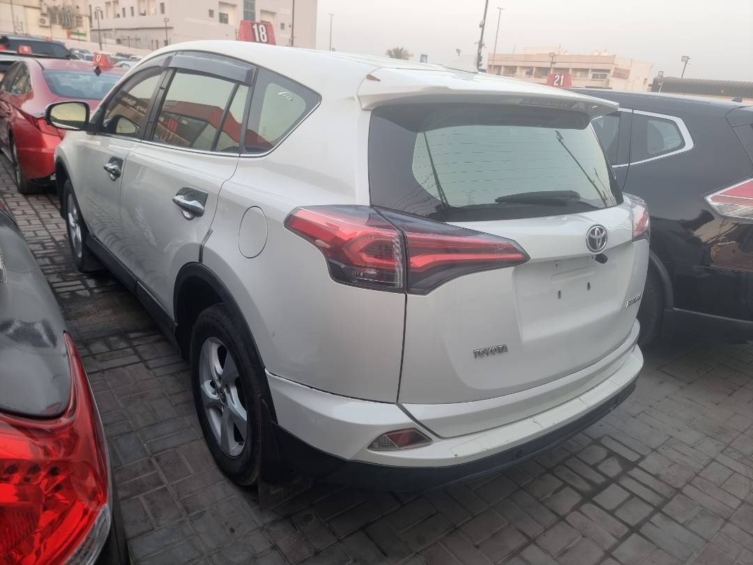 2017 TOYOTA RAV4 — 169331 KM — Lot 0J125283 - Marhaba Auctions Used Cars - Image 5