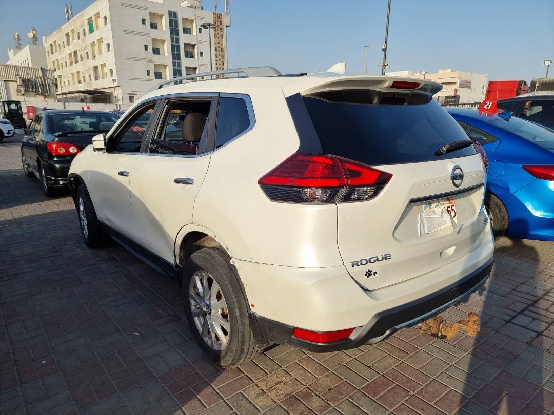 2017 NISSAN ROGUE — 157974 KM — Lot C792392 — Ind. 12 - Marhaba Auctions Used Cars - Image 5