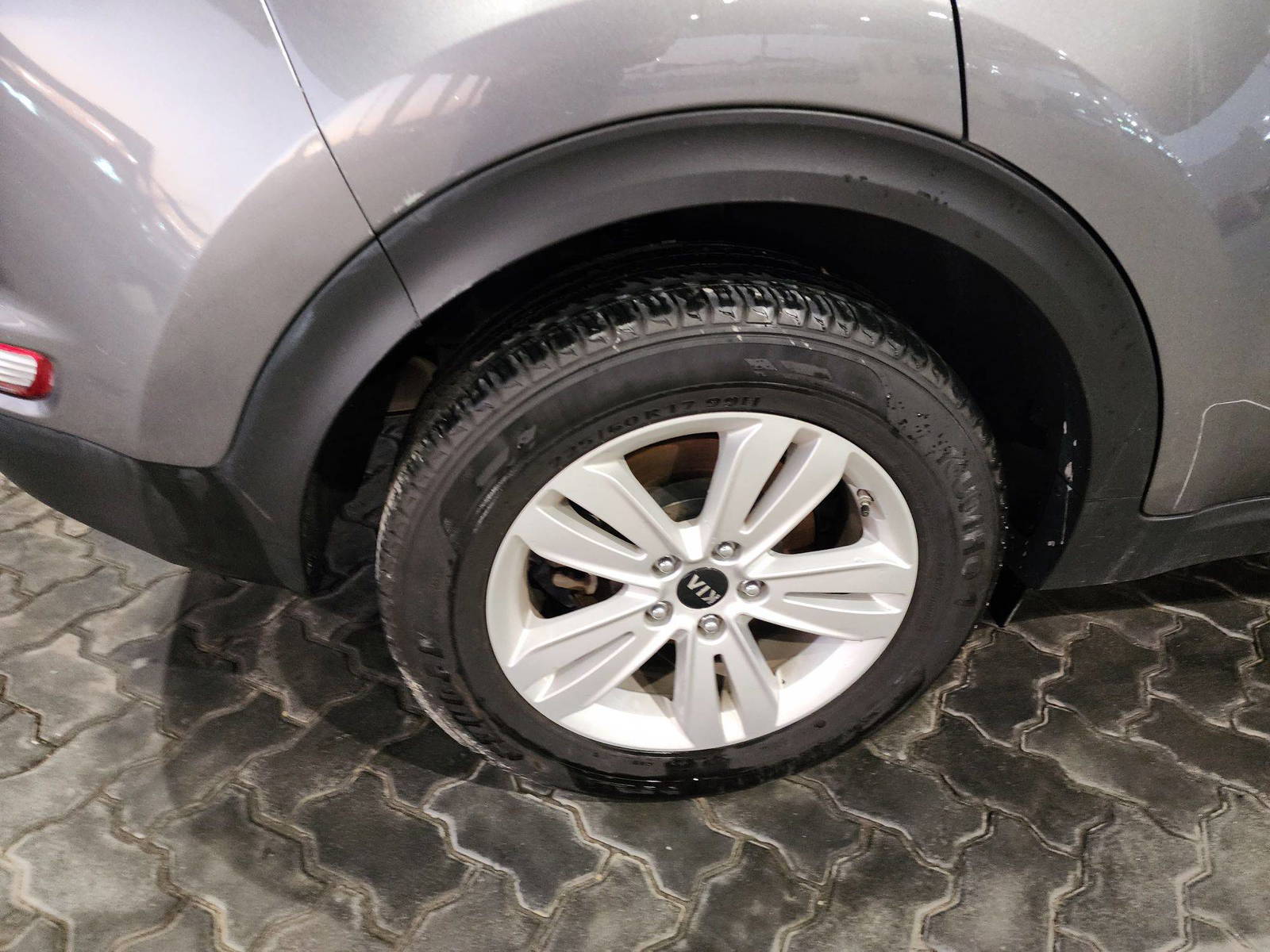 2018 KIA SPORTAGE — 171165 Miles — Lot 37500256 - Marhaba Auctions Used Cars - Image 4