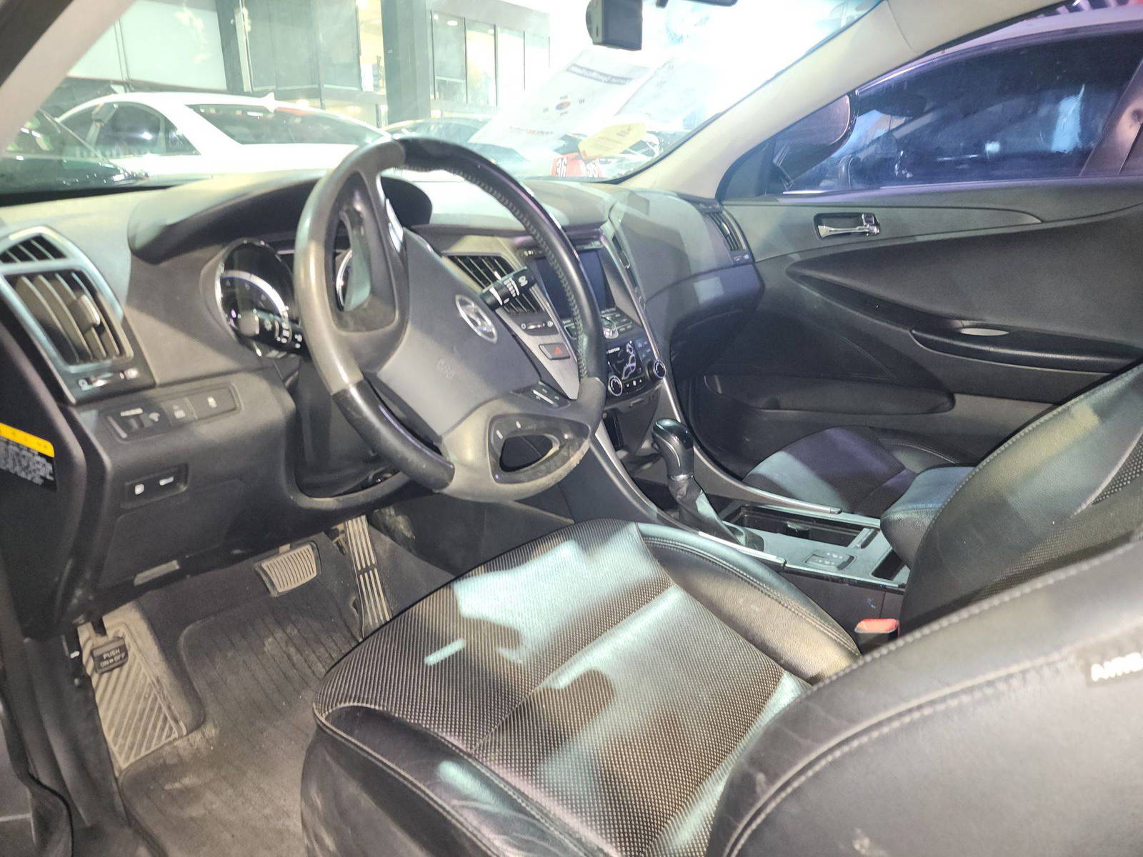 2012 HYUNDAI SONATA — 239734 KM — Lot 380099 — Ind. 12 - Marhaba Auctions Used Cars - Image 9