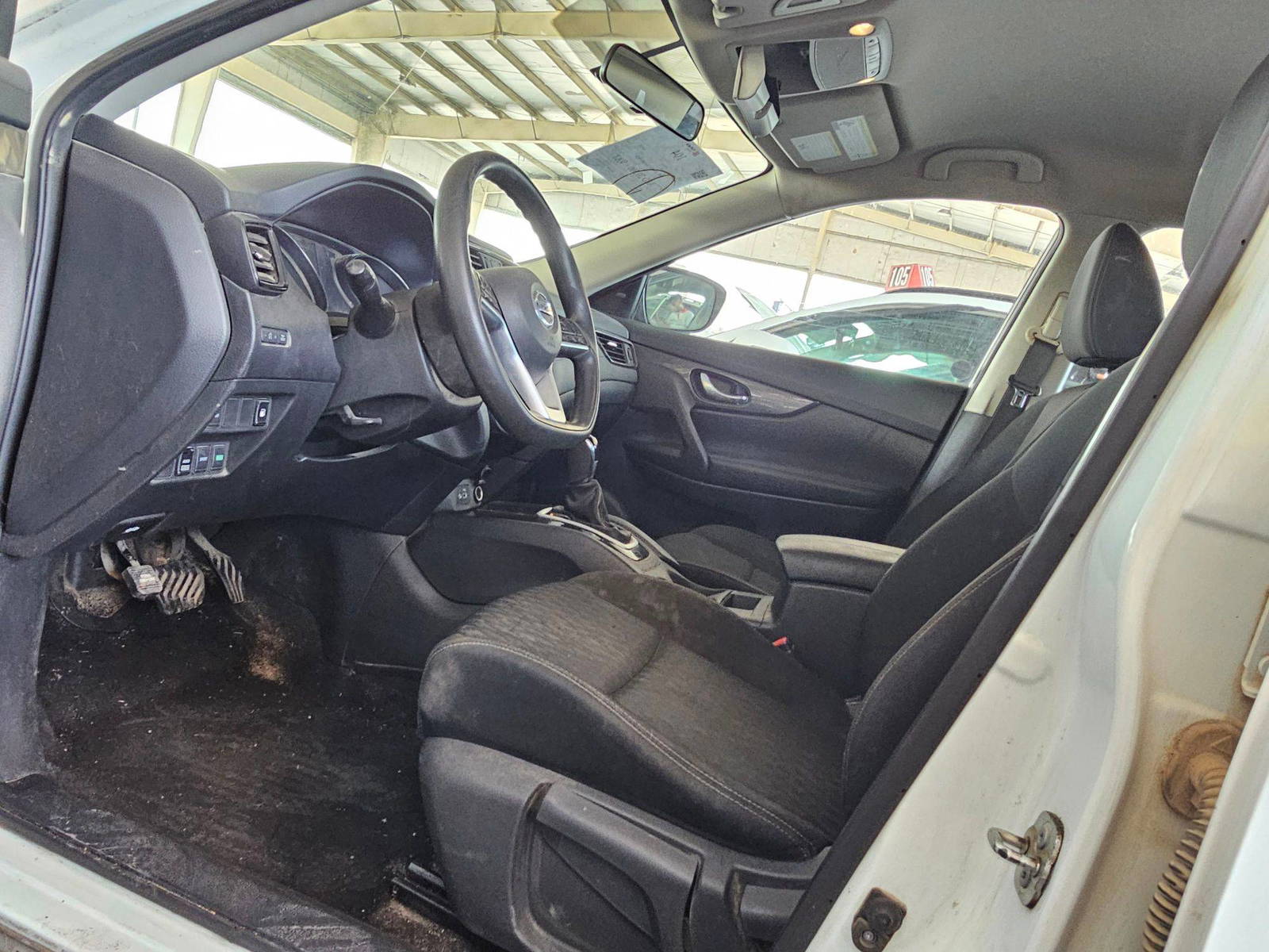 2018 NISSAN ROGUE — 124577 Miles — Lot 7JP551824 — Souq - Marhaba Auctions Used Cars - Image 7