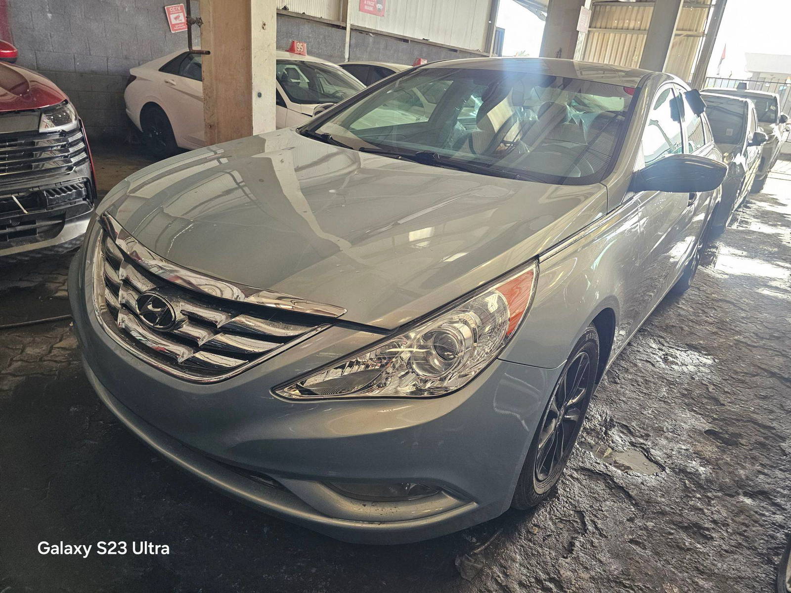 2013 HYUNDAI SONATA — 140805 Miles — Lot H708905 — Main - Marhaba Auctions Used Cars - Image 2