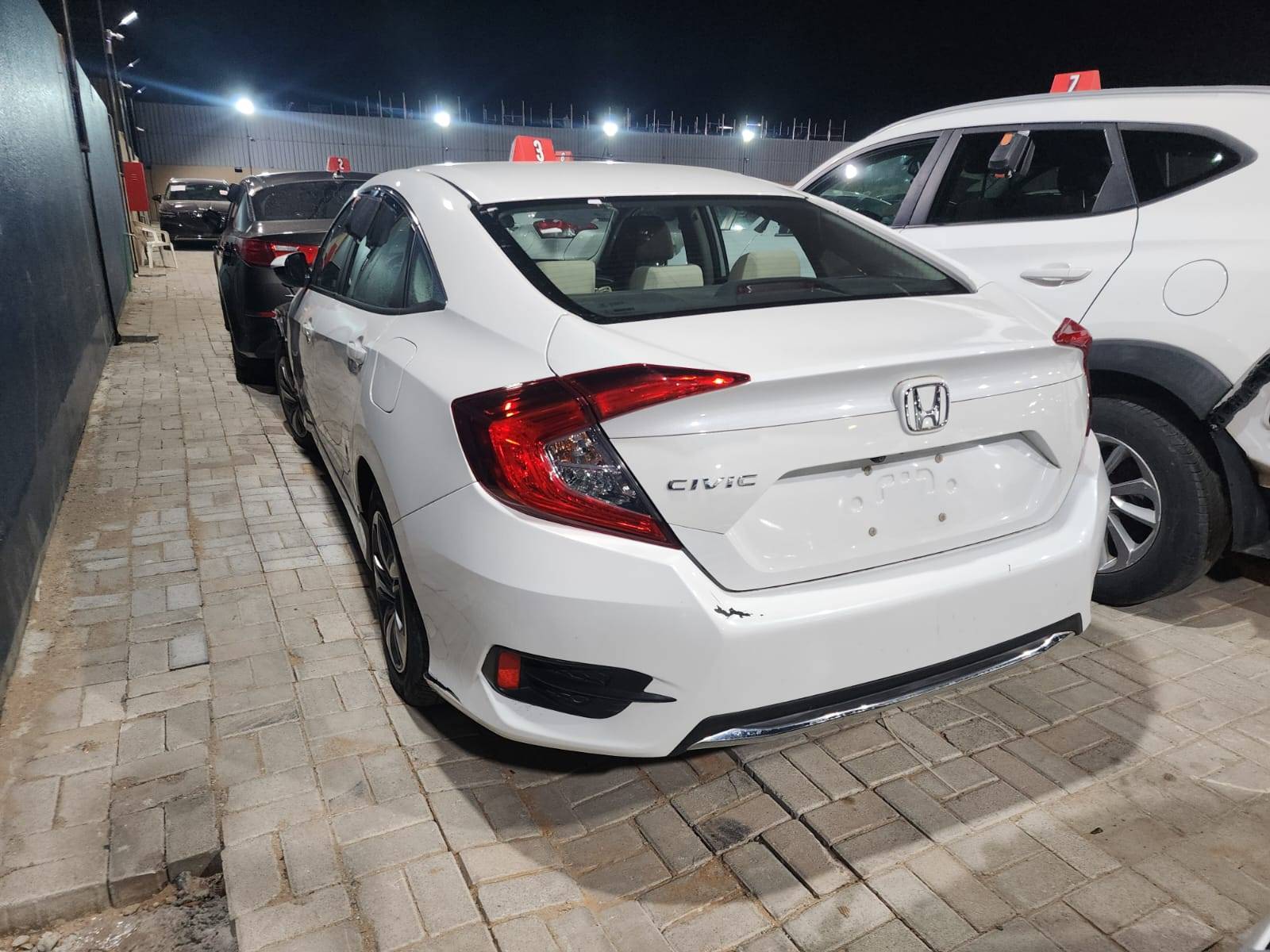 2019 HONDA CIVIC — 94628 Miles — Lot H548008 - Marhaba Auctions Used Cars - Image 7