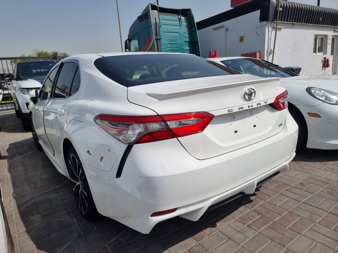 2018 TOYOTA CAMRY — 133966 Miles — Lot 3031506 — Ind. 12 - Marhaba Auctions Used Cars - Image 4