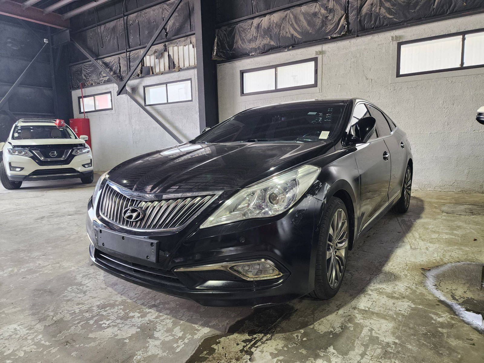 HYUNDAI GRANDEUR 2014 - Marhaba Auction Used Cars - Image 4