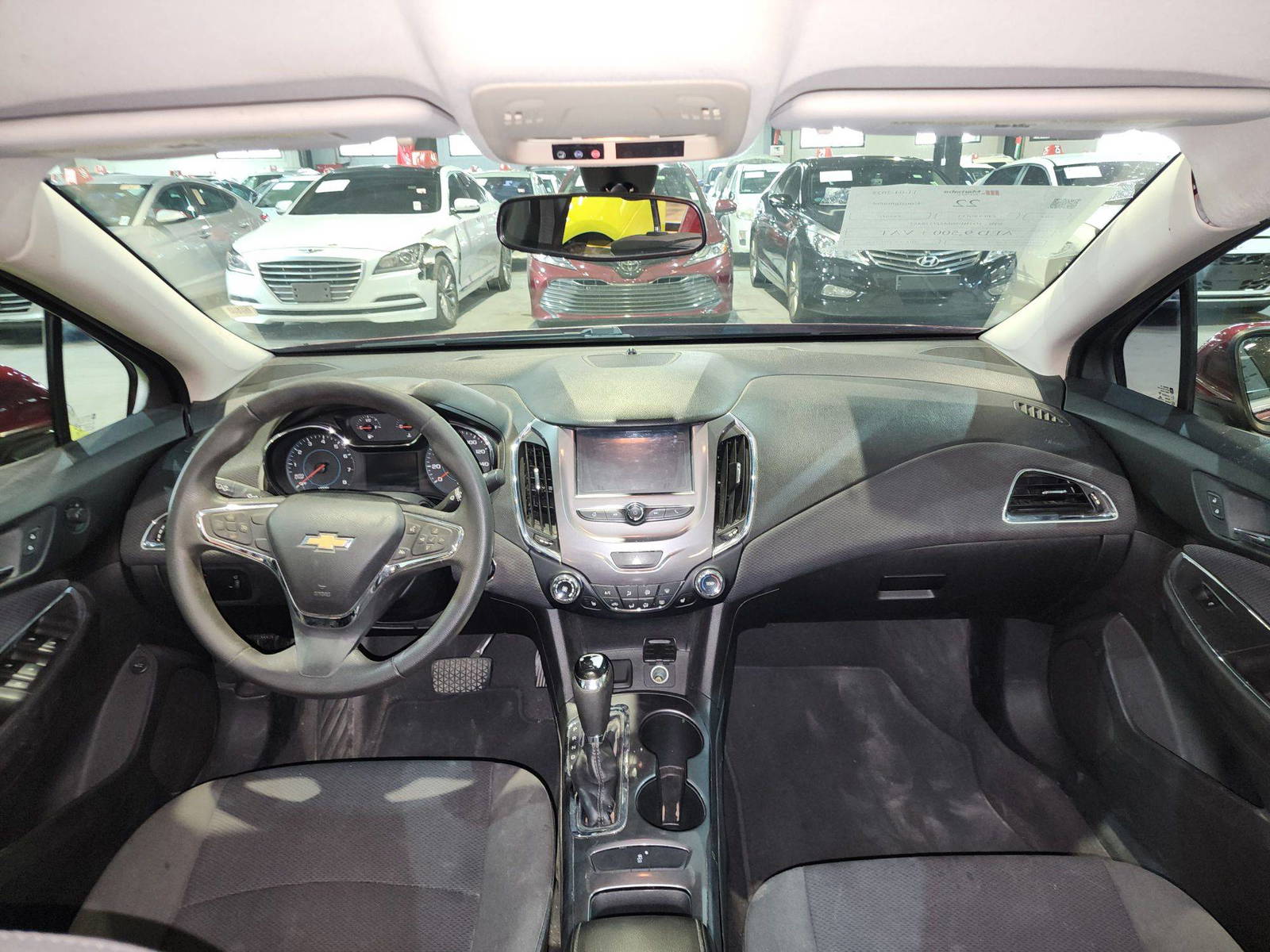 2018 CHEVROLET CRUIZE — 171877 KM — Lot 128457 — Al Quoz - Marhaba Auctions Used Cars - Image 8