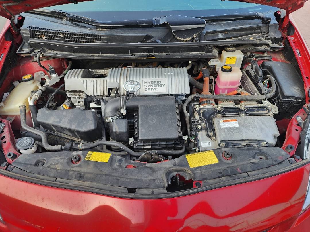 2012 TOYOTA PRIUS — 212105 Miles — Lot 33592695 — Souq - Marhaba Auctions Used Cars - Image 3