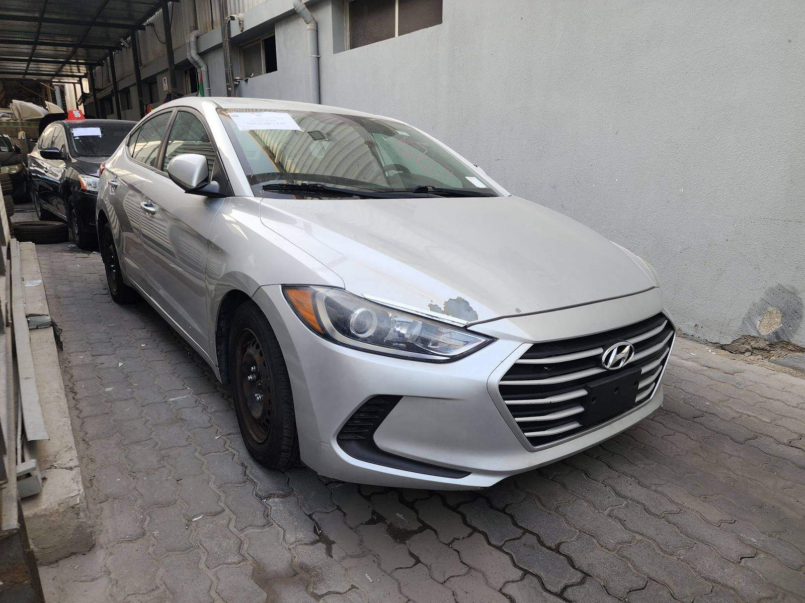 2017 HYUNDAI ELANTRA — 122029 Miles — Lot 545470 — Al Quoz - Marhaba Auctions Used Cars - Image 4