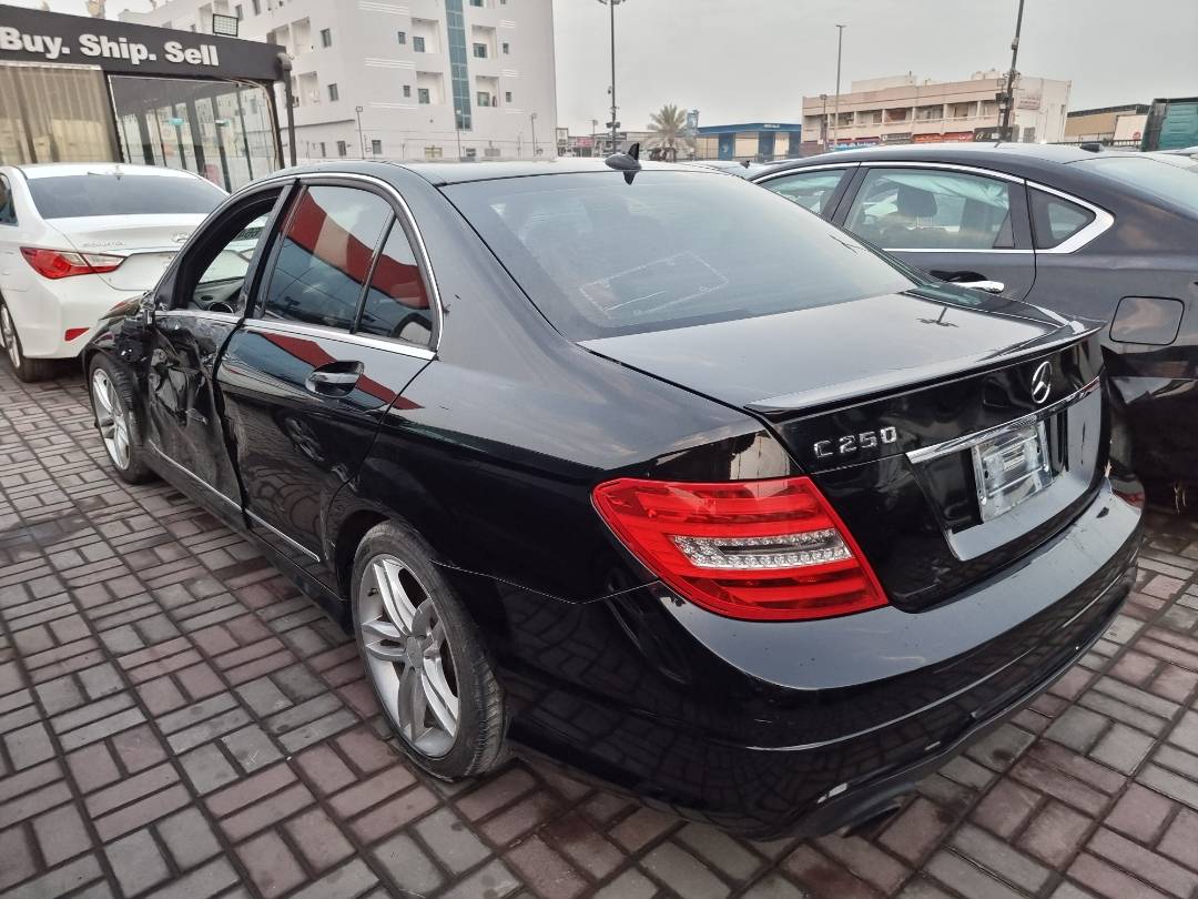 2013 MERCEDES BENZ C-250 — 229742 Miles — Lot 215487 — Ind. 12 - Marhaba Auctions Used Cars - Image 4