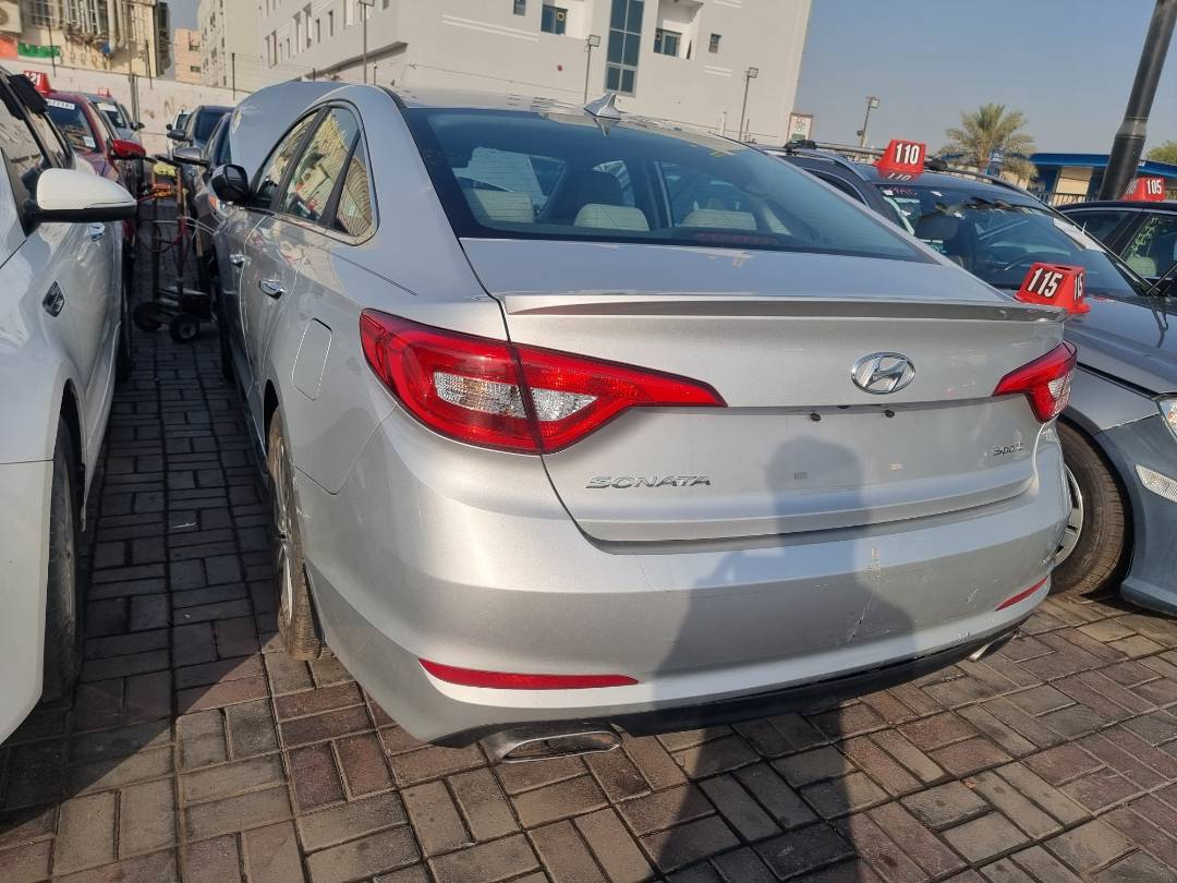 2015 HYUNDAI SONATA — 60444 Miles — Lot 067664 — Ind. 12 - Marhaba Auctions Used Cars - Image 4