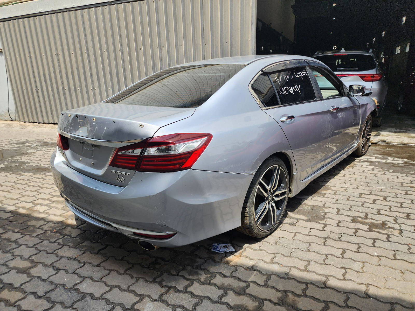 2016 HONDA ACCORD — Lot 8GA229792 — Al Quoz - Marhaba Auctions Used Cars - Image 4