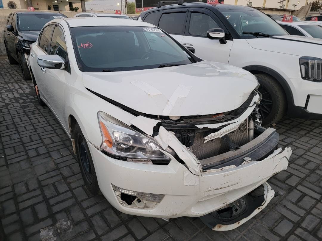 2013 NISSAN ALTIMA — 161382 Miles — Lot P8DC298431 — Main - Marhaba Auctions Used Cars - Image 4