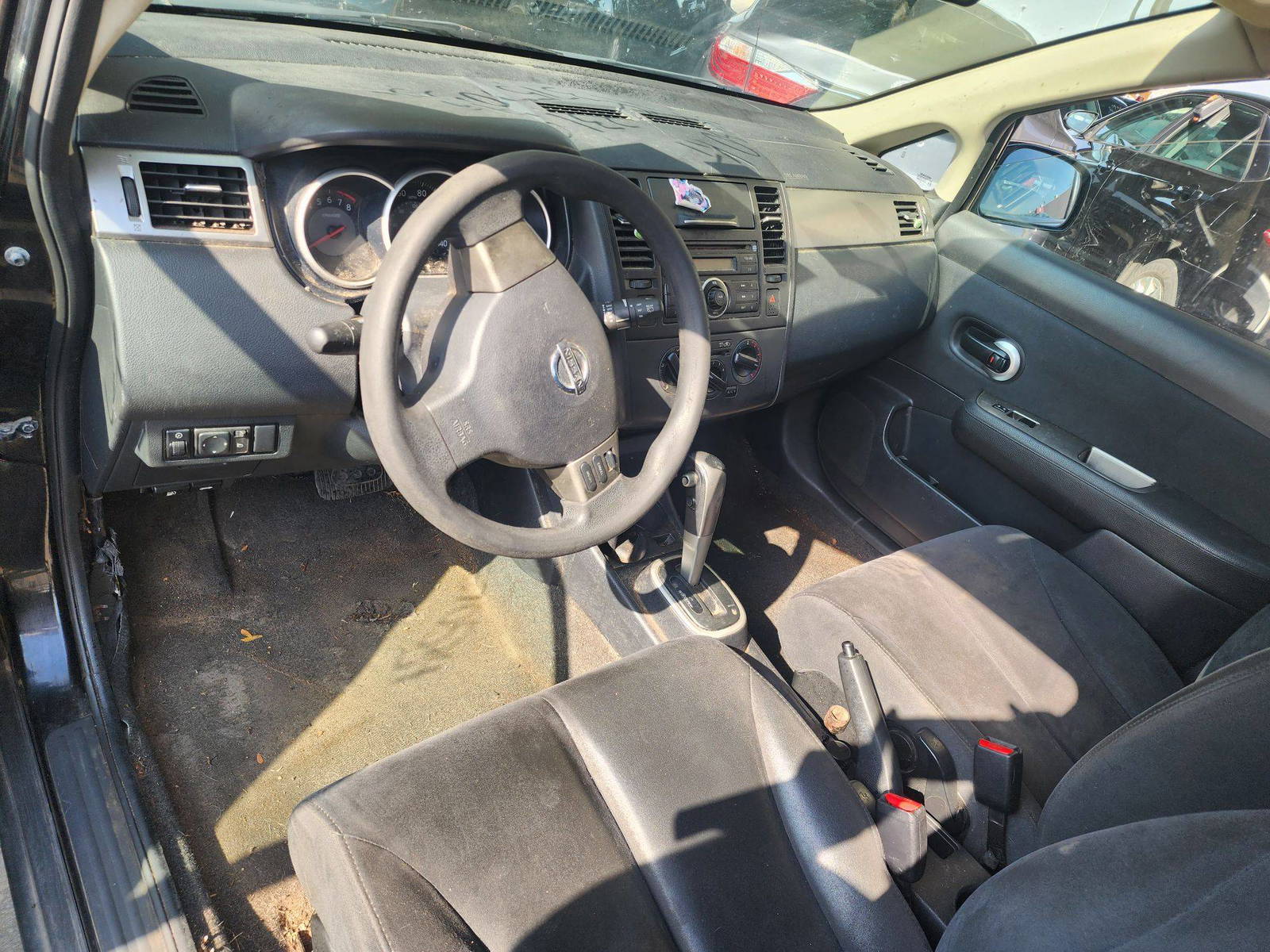 2009 NISSAN VERSA — 231999 Miles — Lot 37570534 - Marhaba Auctions Used Cars - Image 4