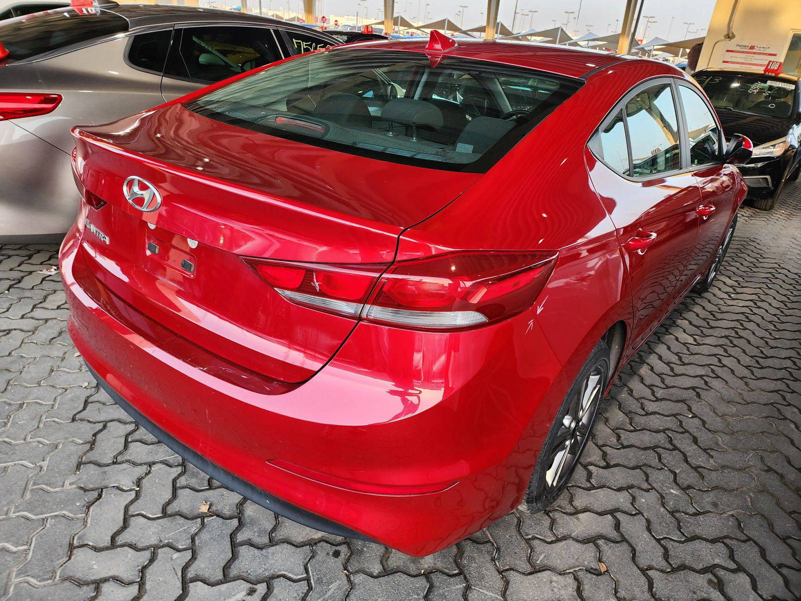 2017 HYUNDAI ELANTRA — 93974 Miles — Lot 75360573 - Marhaba Auctions Used Cars - Image 4