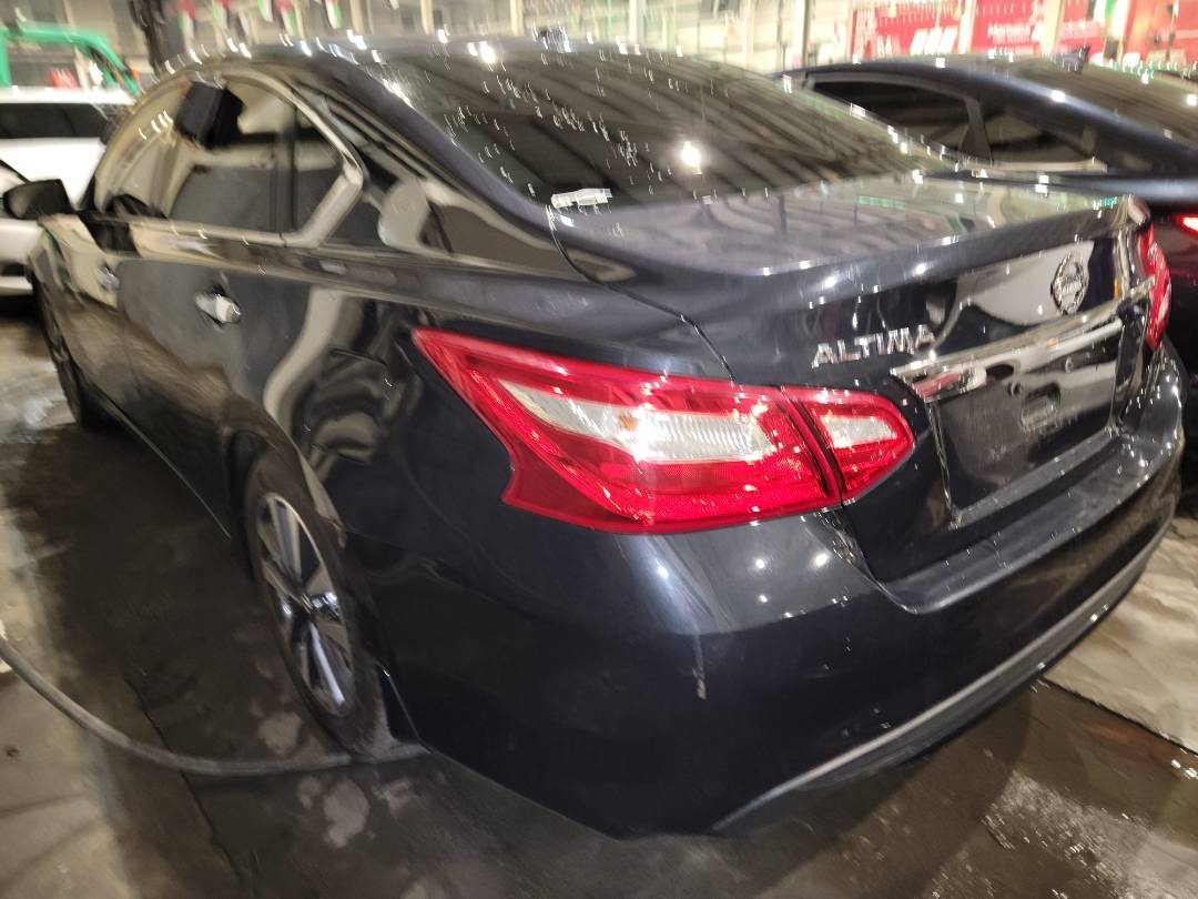 2017 NISSAN ALTIMA — 78853 KM — Lot 5992 - Marhaba Auctions Used Cars - Image 4