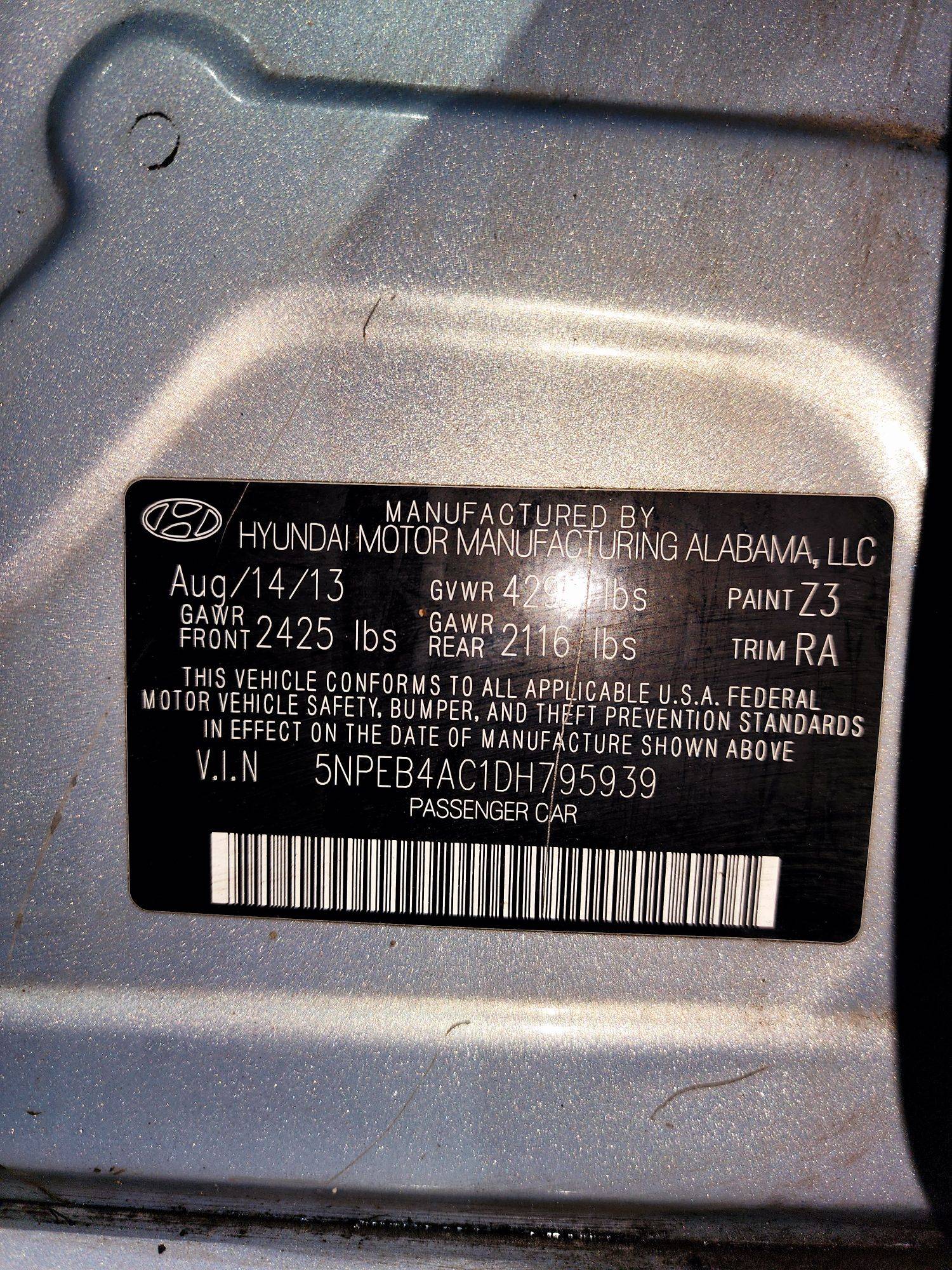 2013 HYUNDAI SONATA — 155031 Miles — Lot DH795939 — Souq - Marhaba Auctions Used Cars - Image 9
