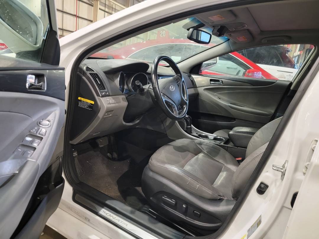 HYUNDAI SONATA 2013 - Marhaba Auction Used Cars - Image 8