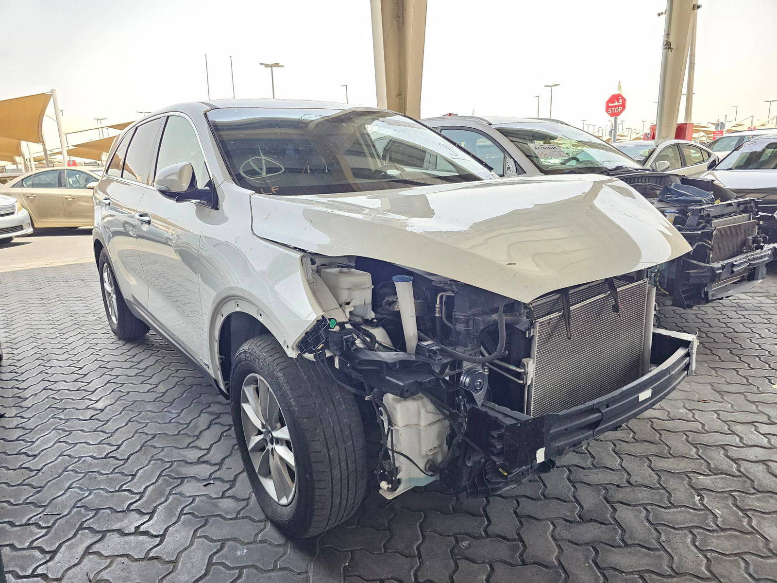 2019 KIA SORENTO — 93390 Miles — Lot 48755775 — Souq - Marhaba Auctions Used Cars - Image 4
