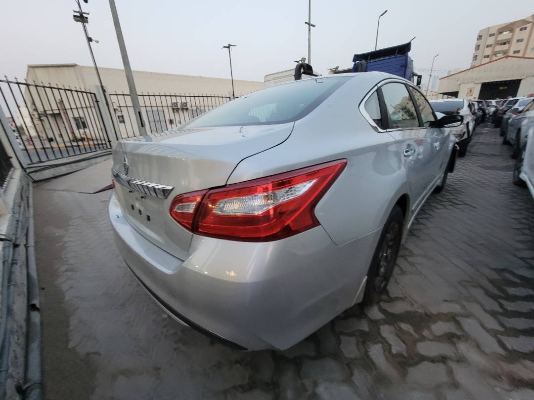 2016 NISSAN ALTIMA — 182297 Miles — Lot C216324 — Main - Marhaba Auctions Used Cars - Image 4