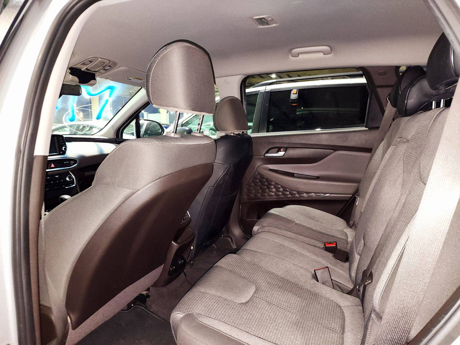 2019 HYUNDAI SANTA FE — 91057 Miles — Lot AD3KH096568 — Souq - Marhaba Auctions Used Cars - Image 6