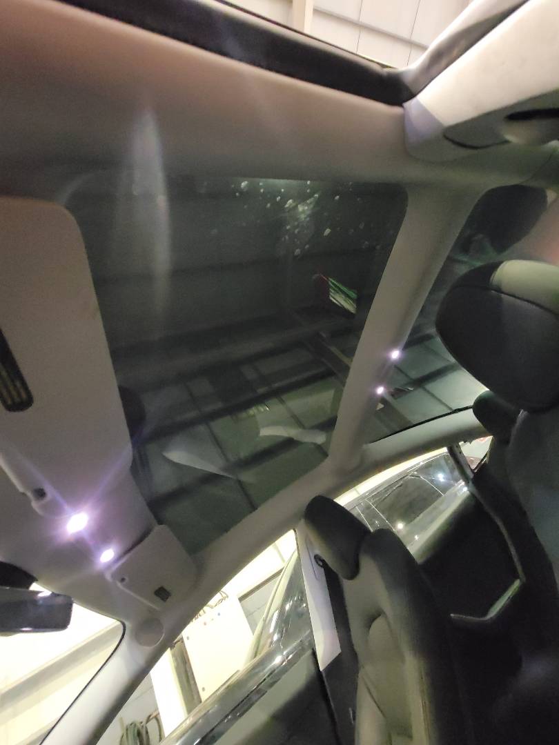 TESLA MODEL 3 2023 - Marhaba Auction Used Cars - Image 9