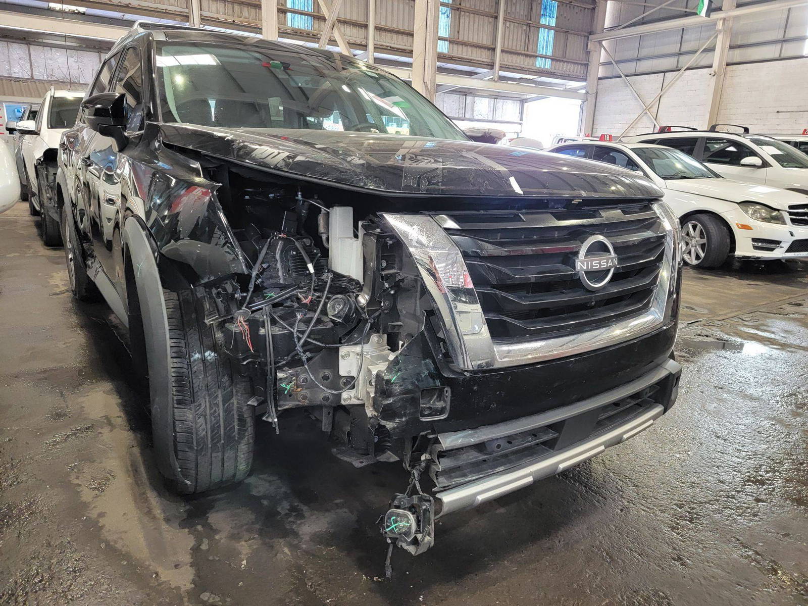 NISSAN PATHFINDER 2023 - Marhaba Auction Used Cars - Image 4