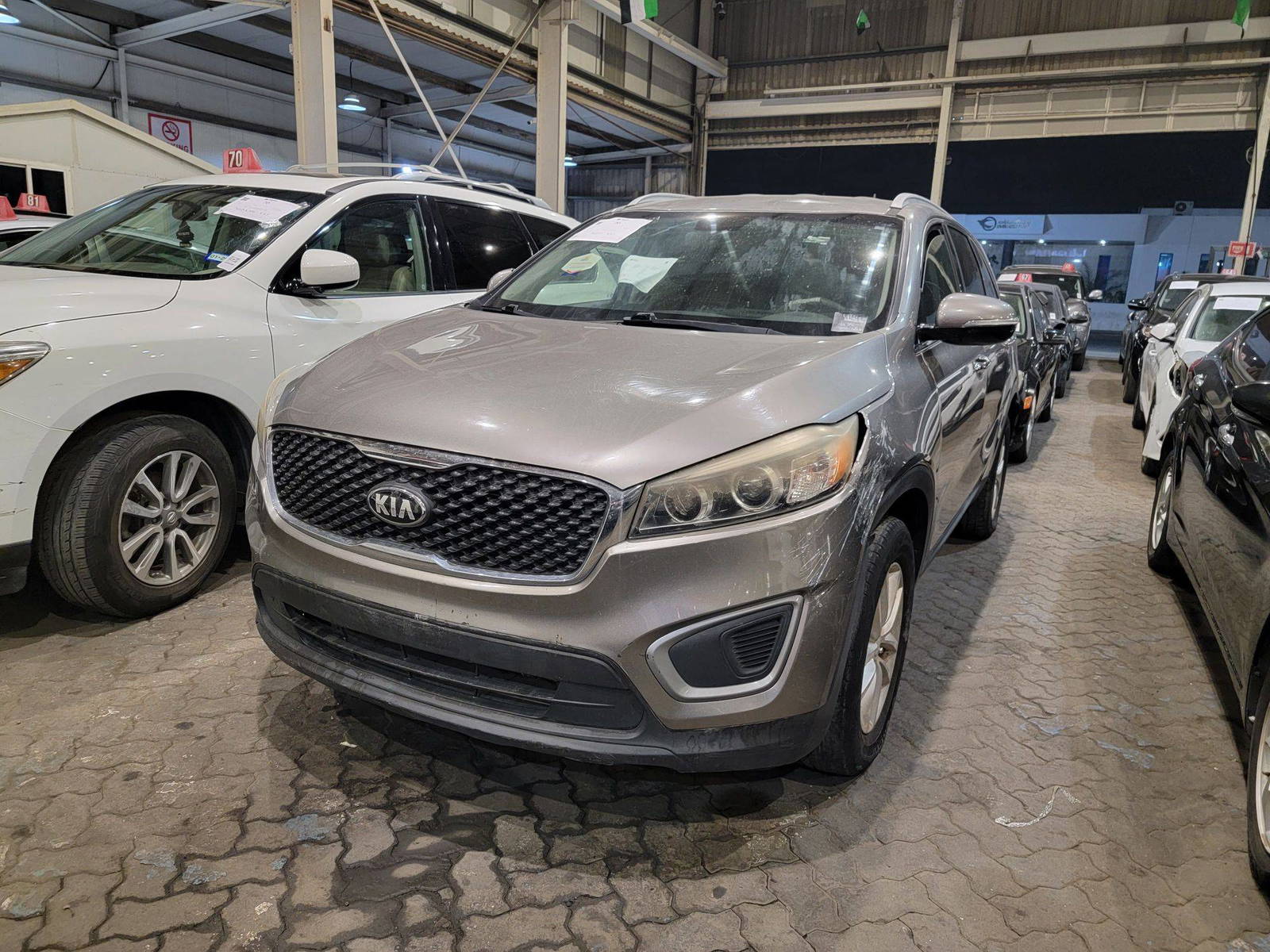 KIA SORENTO 2016 - Marhaba Auction Used Cars - Image 4