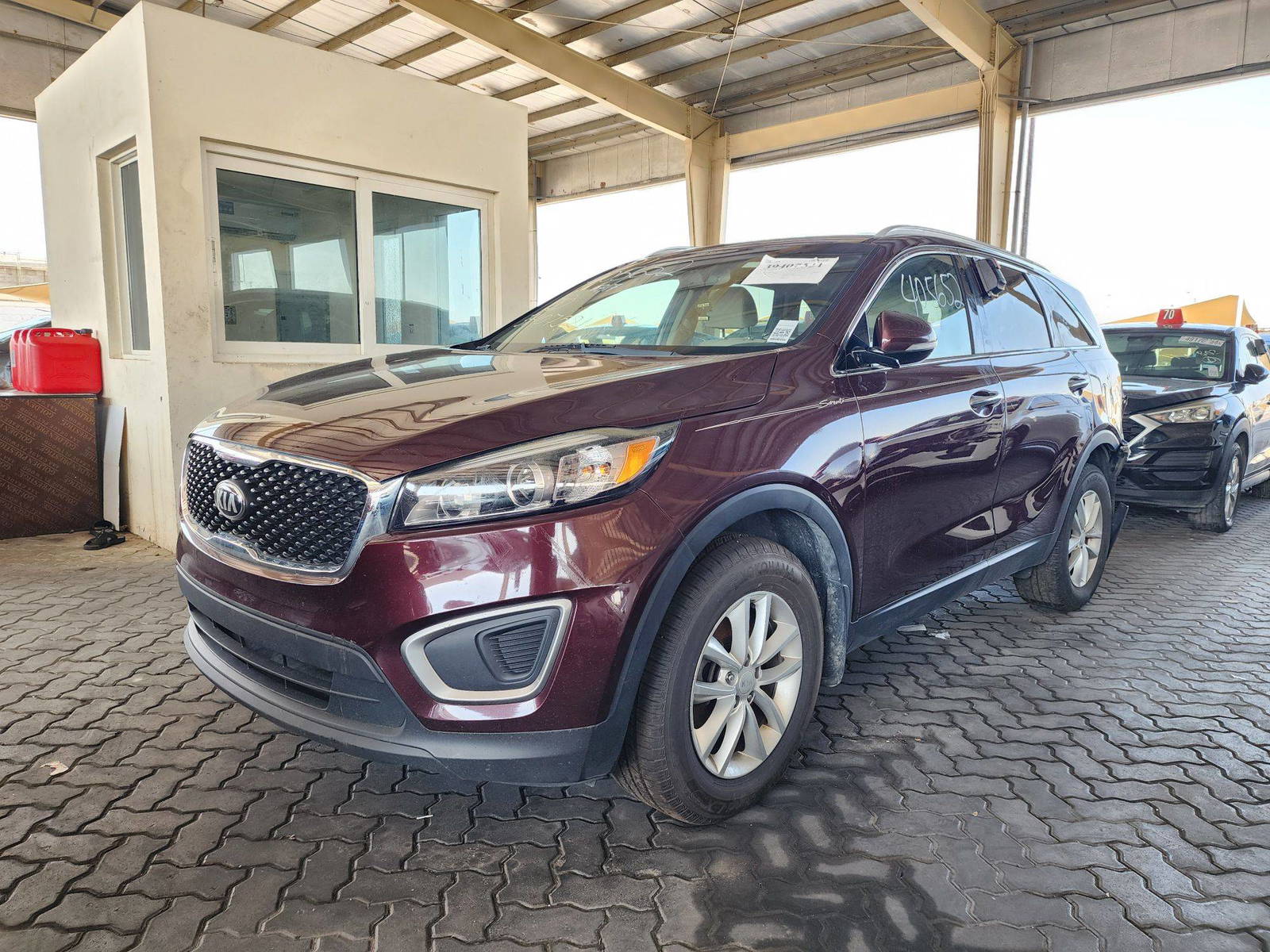 2018 KIA SORENTO — 145524 Miles — Lot 39407521 — Souq - Marhaba Auctions Used Cars - Image 4