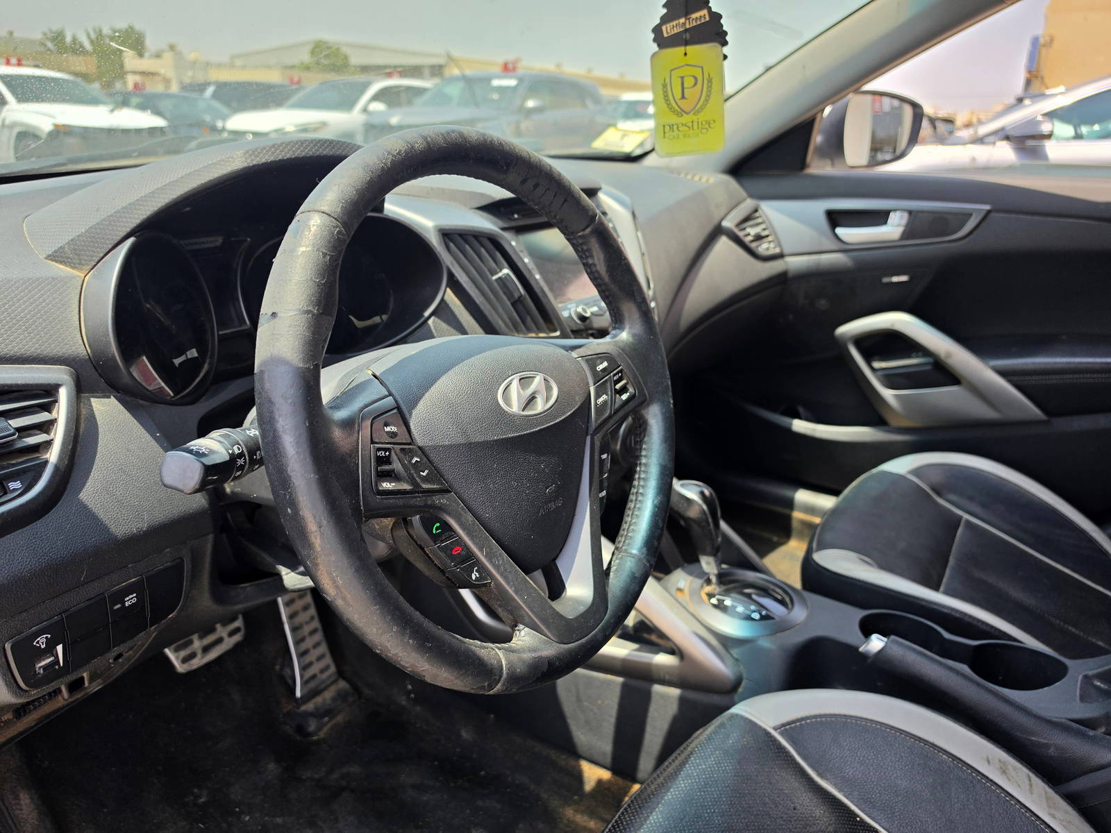 2013 HYUNDAI VELOSTER — 173211 Miles — Lot 43650866 - Marhaba Auctions Used Cars - Image 10