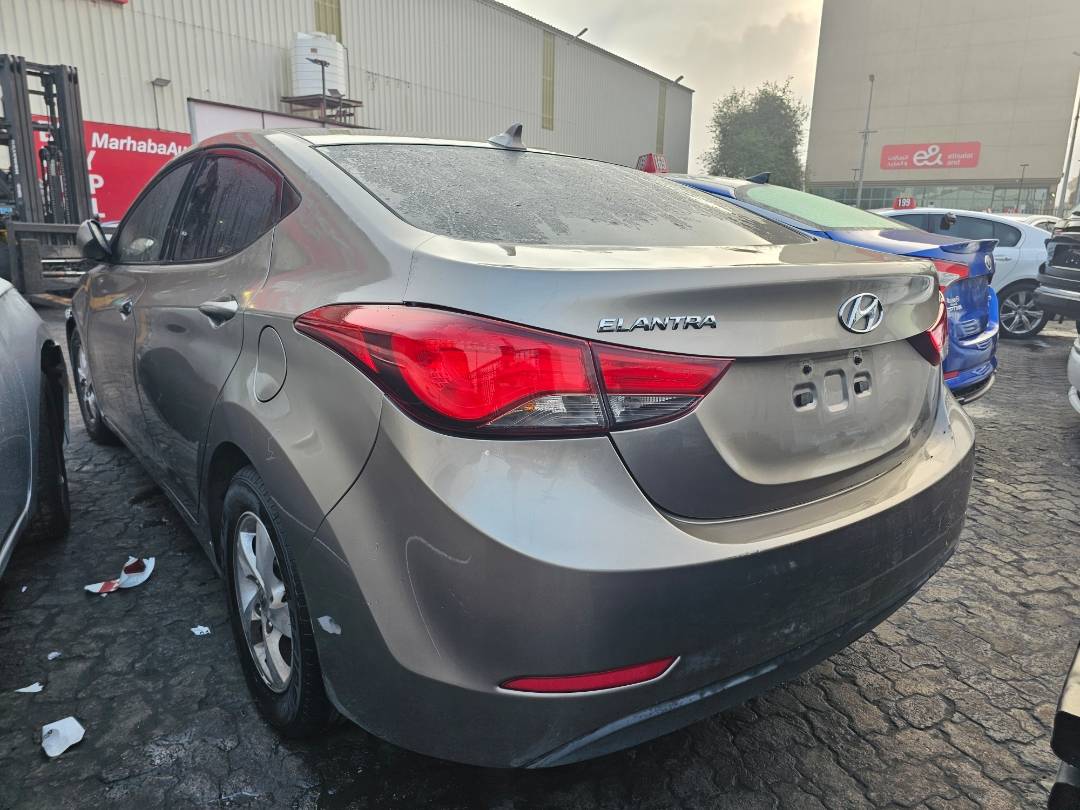2015 HYUNDAI ELANTRA — 190600 Miles — Lot H548932 — Souq - Marhaba Auctions Used Cars - Image 3