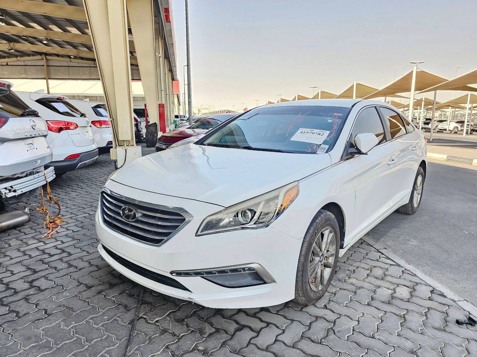 2015 HYUNDAI SONATA — 174300 Miles — Lot FH026126 — Main - Marhaba Auctions Used Cars - Image 5