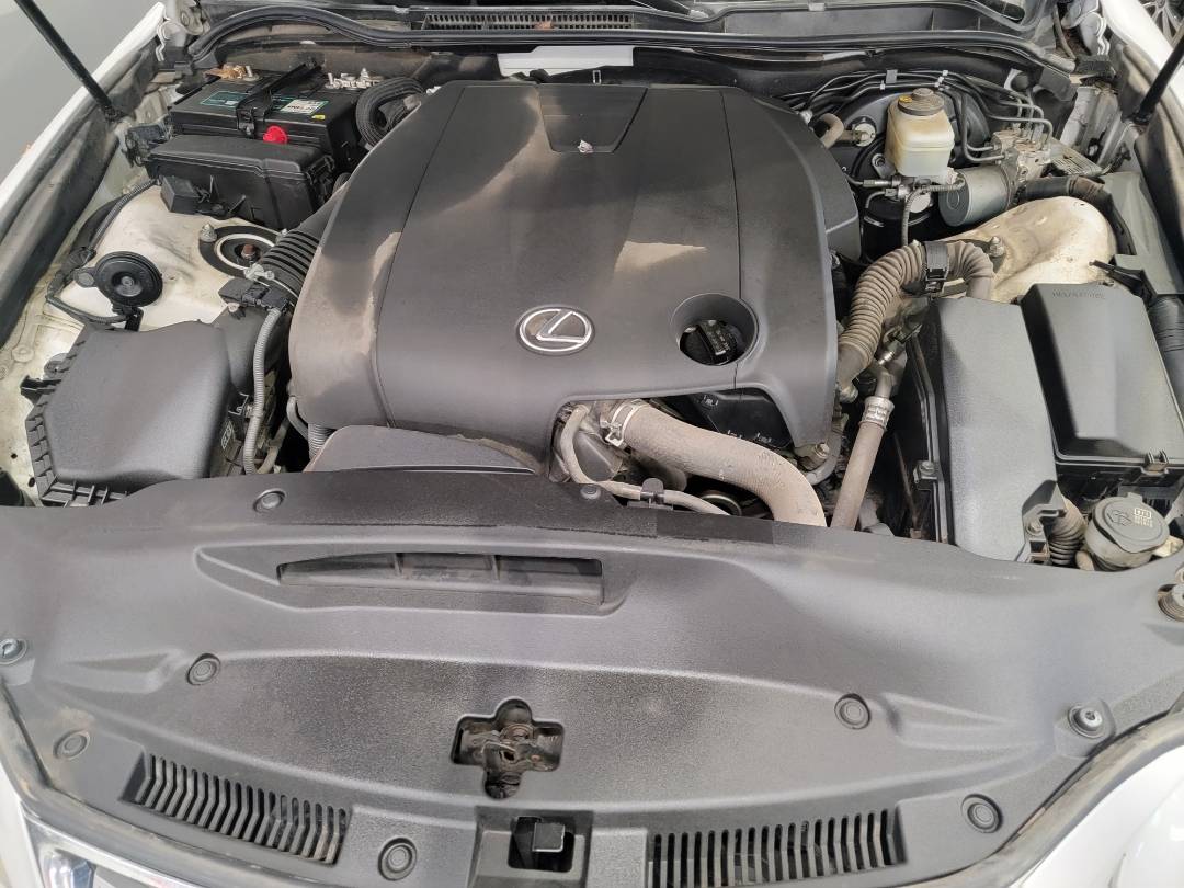 2015 LEXUS IS 250 — 179099 Miles — Lot 017595 — Main - Marhaba Auctions Used Cars - Image 12