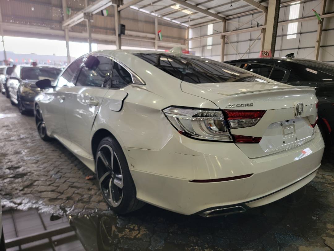 2018 HONDA ACCORD — 83223 Miles — Lot 35JA211763 — Main - Marhaba Auctions Used Cars - Image 3
