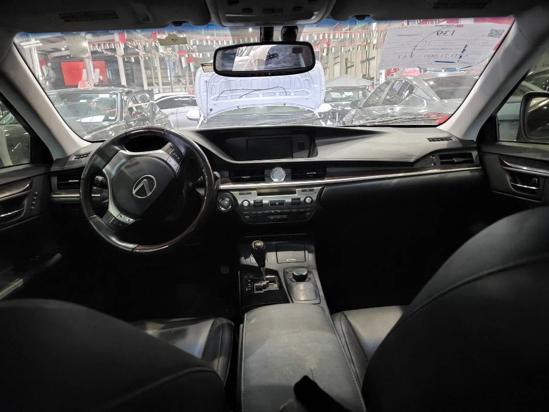 2014 LEXUS ES 350 — 153026 Miles — Lot 2106813 — Main - Marhaba Auctions Used Cars - Image 7