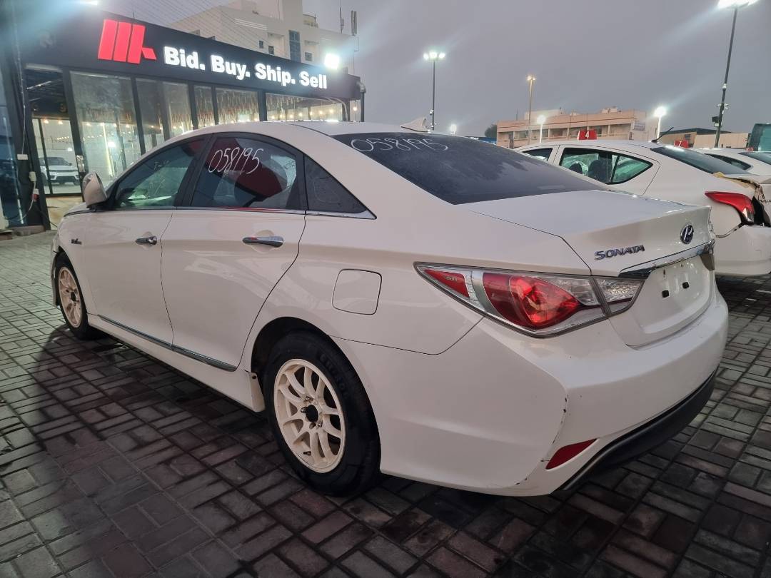 2012 HYUNDAI SONATA — 218830 Miles — Lot 215487 — Ind. 12 - Marhaba Auctions Used Cars - Image 3