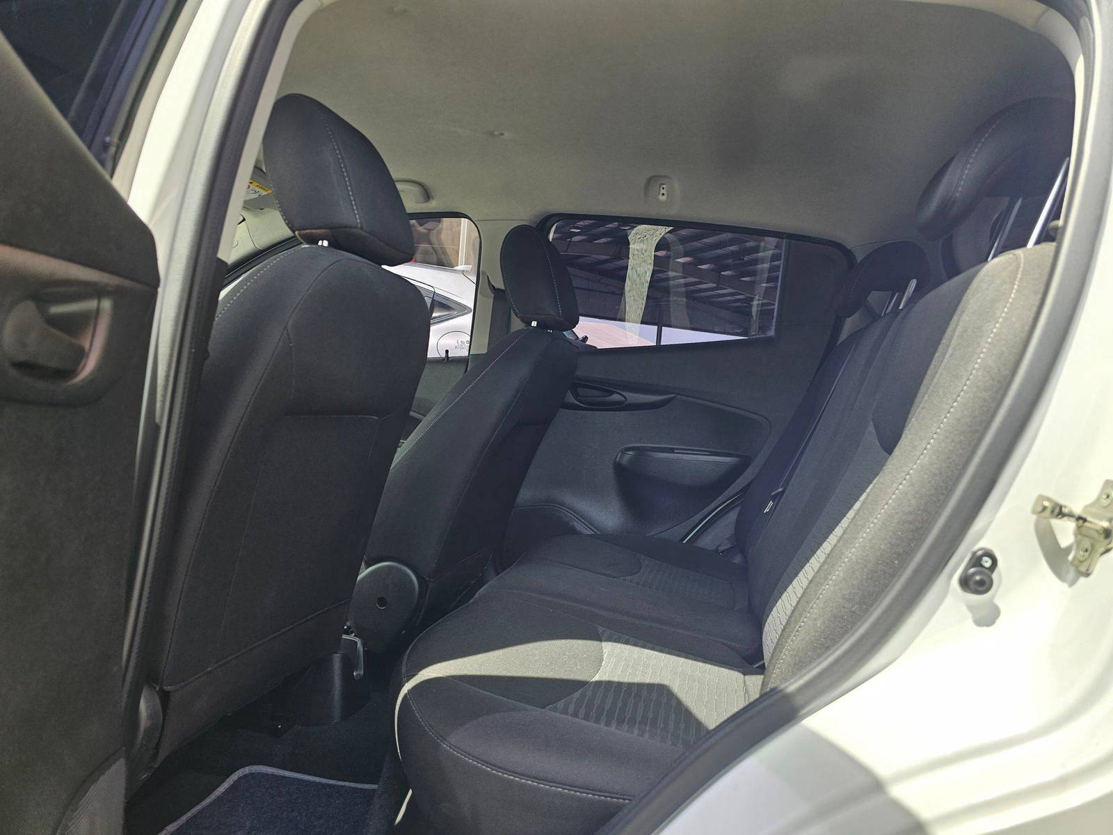 2019 CHEVROLET SPARK — 106117 KM — Lot 733891 — Souq - Marhaba Auctions Used Cars - Image 7