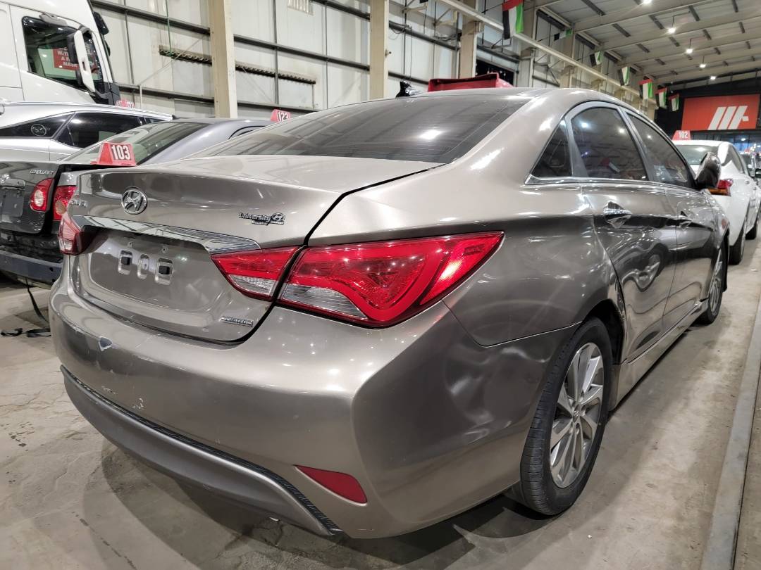 2014 HYUNDAI SONATA — 143708 Miles — Lot EH840146 — Main - Marhaba Auctions Used Cars - Image 3