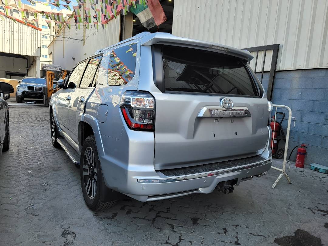 2020 TOYOTA 4RUNNER SR5 — 62745 KM — Lot 84289804 — Main - Marhaba Auctions Used Cars - Image 3