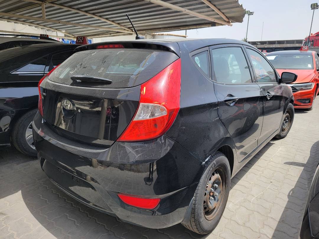 2014 HYUNDAI ACCENT — 160303 Miles — Lot 39494778 — Souq - Marhaba Auctions Used Cars - Image 3