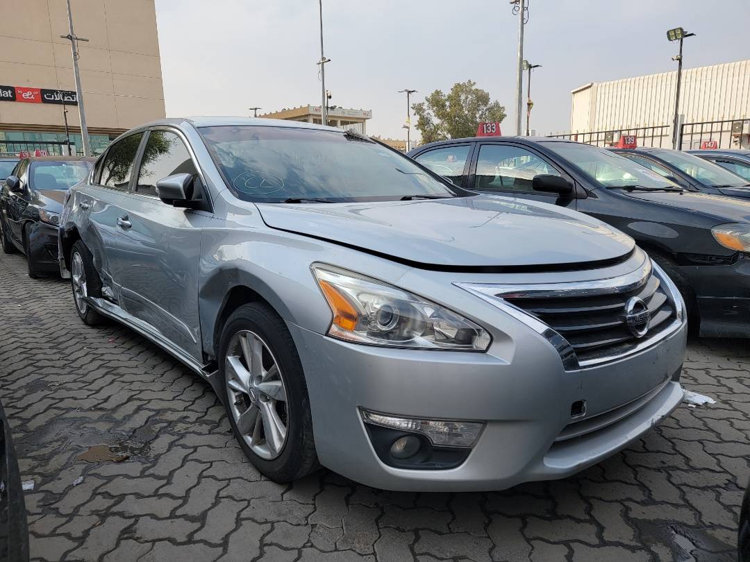 2015 NISSAN ALTIMA — 79525 Miles — Lot 81084773 — Main - Marhaba Auctions Used Cars - Image 4