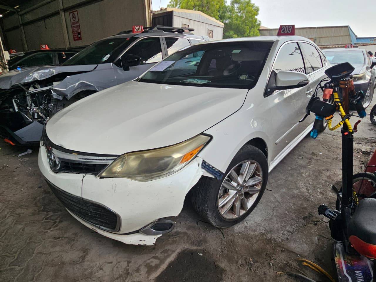 2013 TOYOTA AVALON — 187320 Miles — Lot U070667 — Main - Marhaba Auctions Used Cars - Image 3
