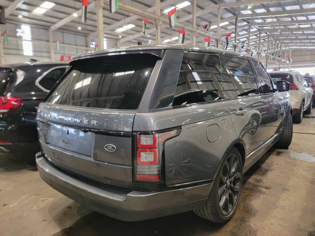 2017 LAND ROVER RANGE ROVER SUPERCHARGED — 111813 Miles — Lot 341215 — Souq - Marhaba Auctions Used Cars - Image 3