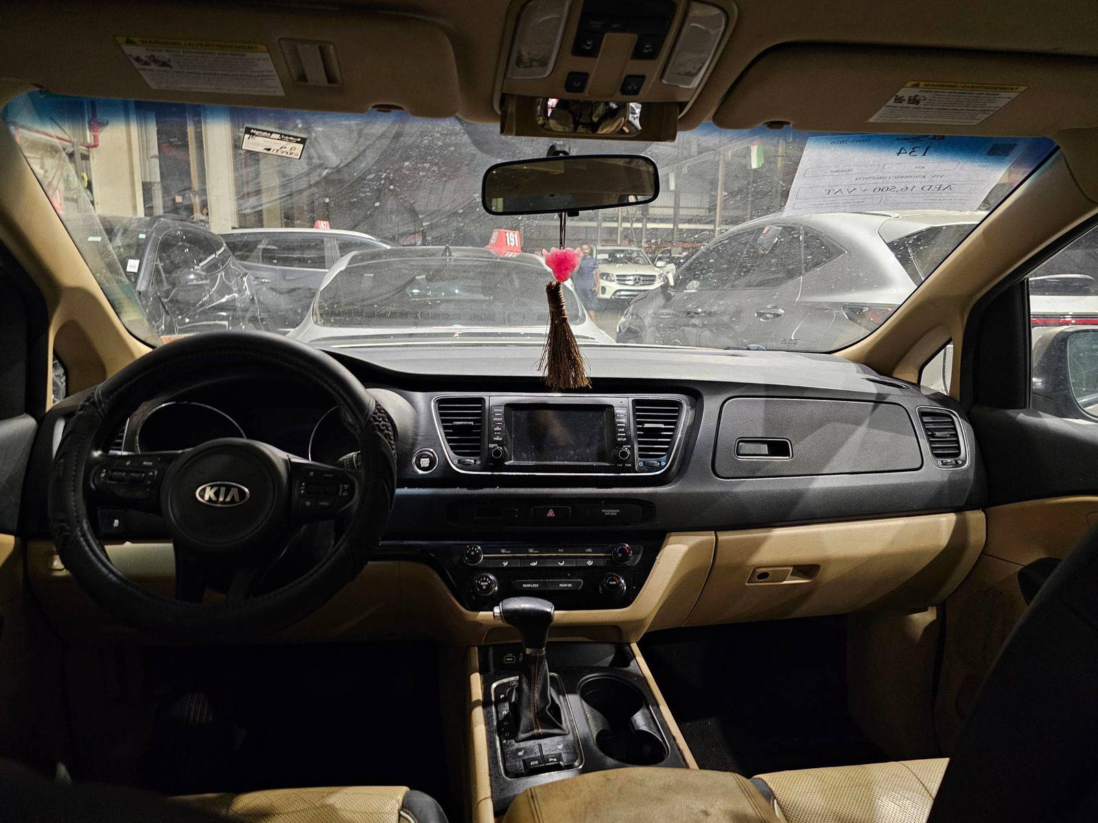 KIA SEDONA 2017 - Marhaba Auction Used Cars - Image 8