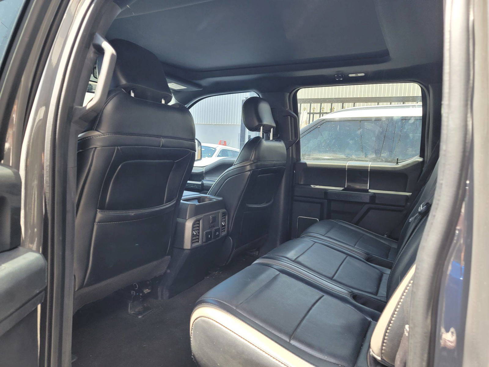 FORD F150 - Raptor 2018 - Marhaba Auction Used Cars - Image 7