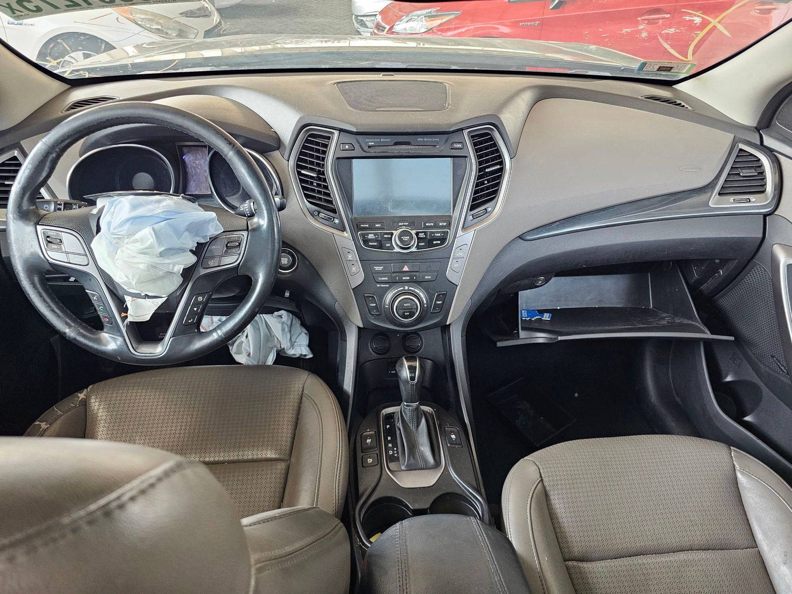 2015 HYUNDAI SANTA FE — 86482 Miles — Lot 6FG247431 — Souq - Marhaba Auctions Used Cars - Image 7