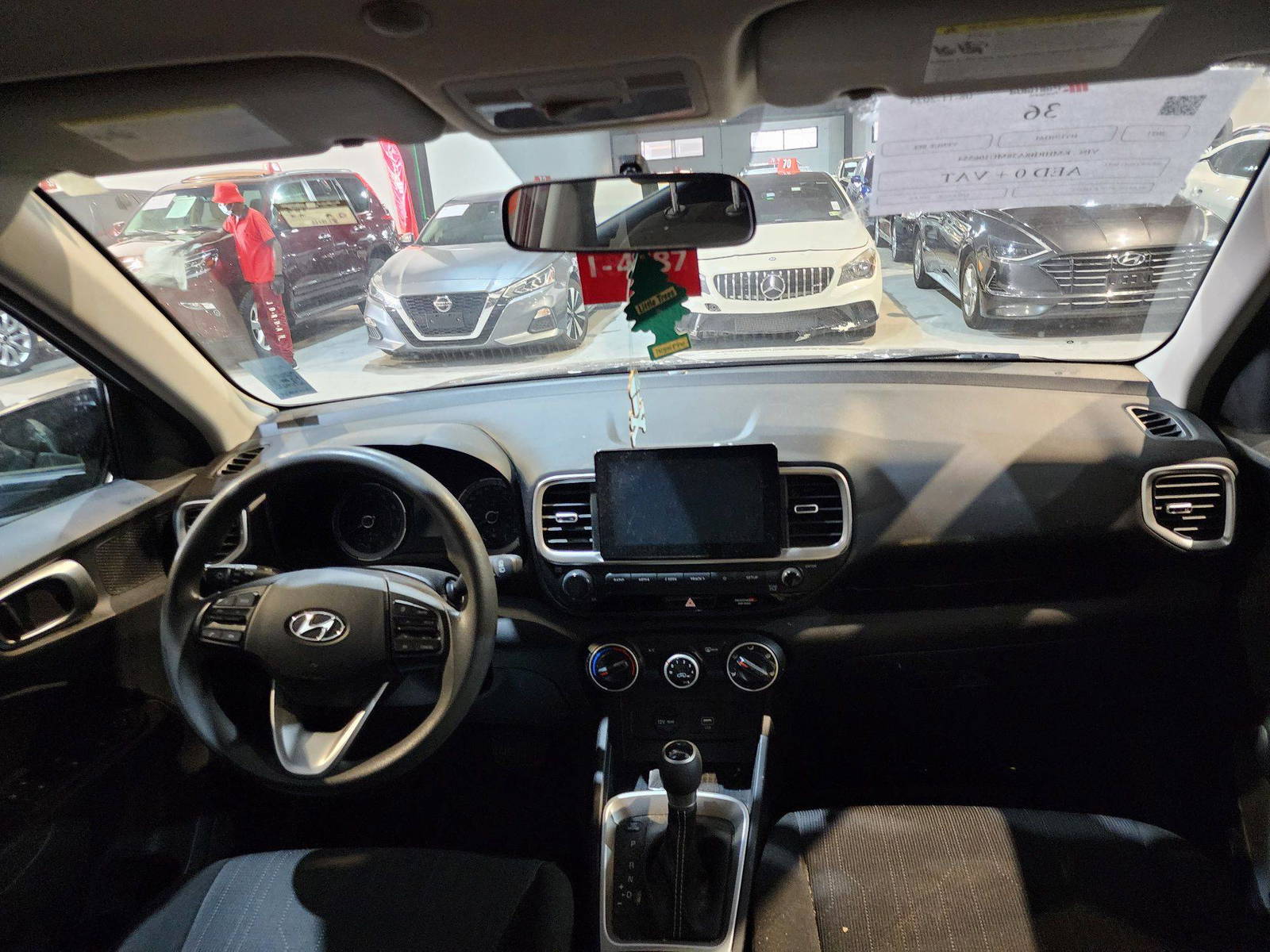2021 HYUNDAI VENUE SEL — 111018 KM — Lot 106554 — Main - Marhaba Auctions Used Cars - Image 6