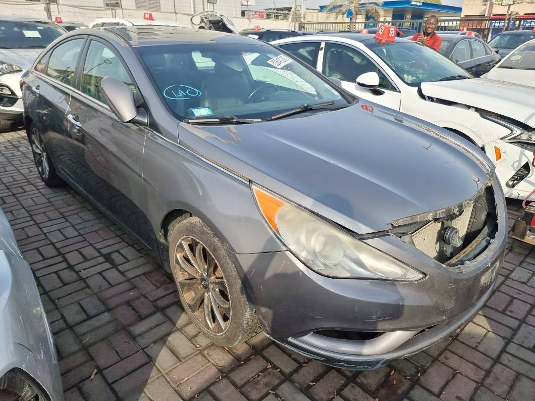 2011 HYUNDAI SONATA — 158508 Miles — Lot 214587 — Ind. 12 - Marhaba Auctions Used Cars - Image 4