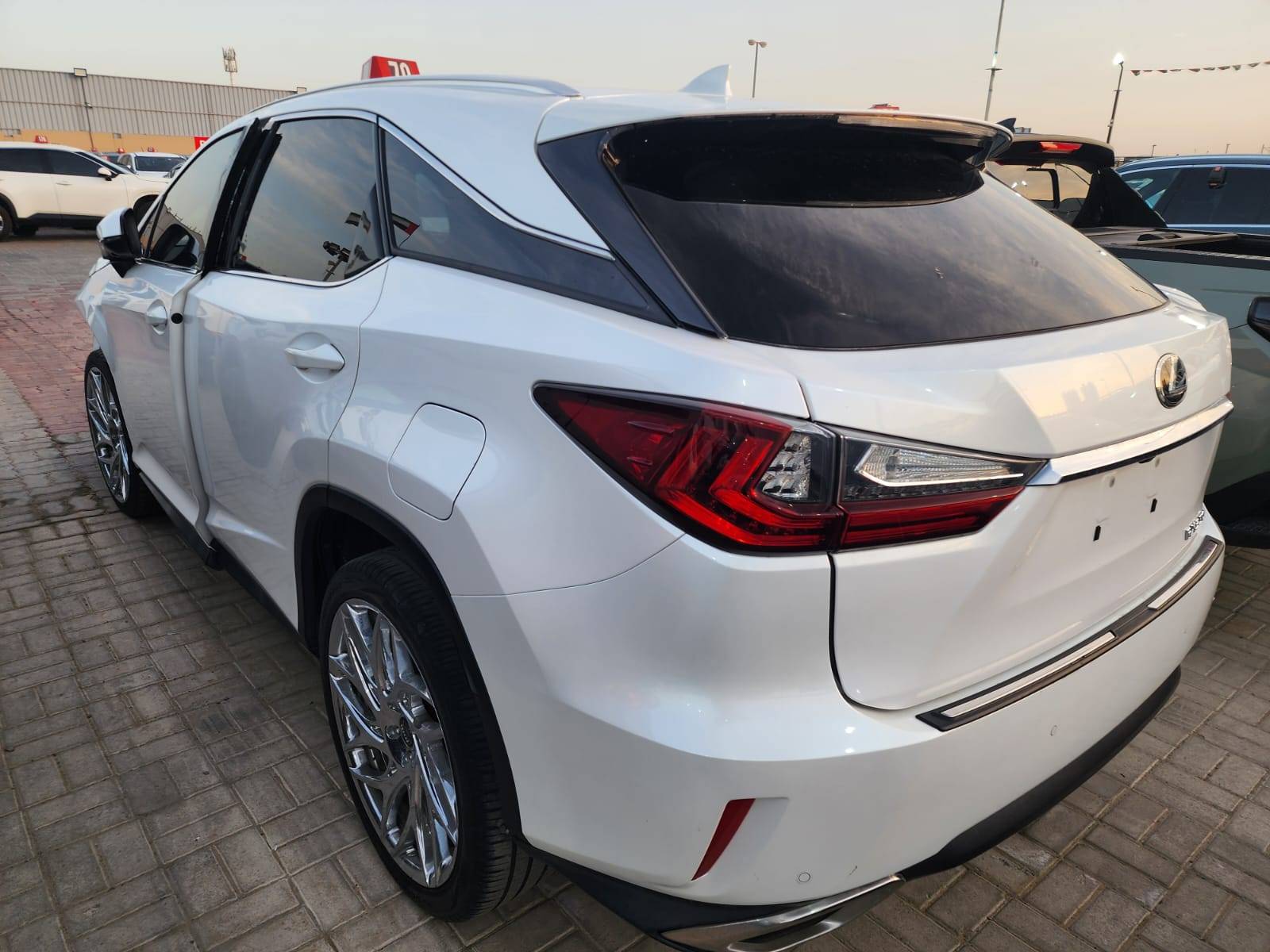 LEXUS RX 350 2017 - Marhaba Auction Used Cars - Image 8